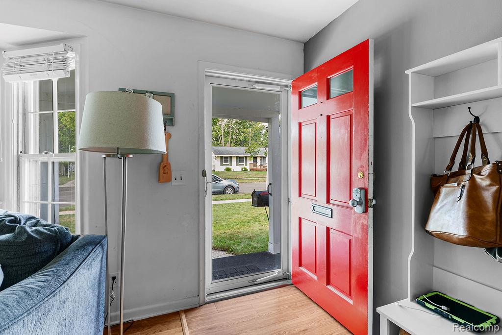 1610 Ravenswood Drive, Lansing, MI 48917 — Photo 7