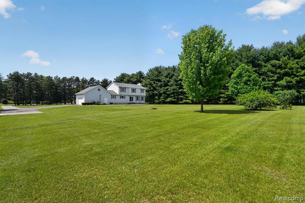 2724 Ore Valley Drive, Hartland, MI 48353 — Photo 51