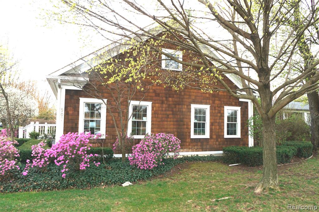 907 W 14 Mile Road, Clawson, MI — Photo 3