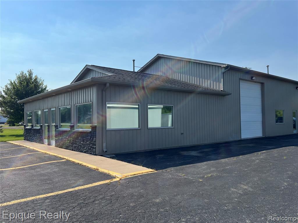 4394 Lapeer Road, Port Huron, MI 48060 — Photo 2