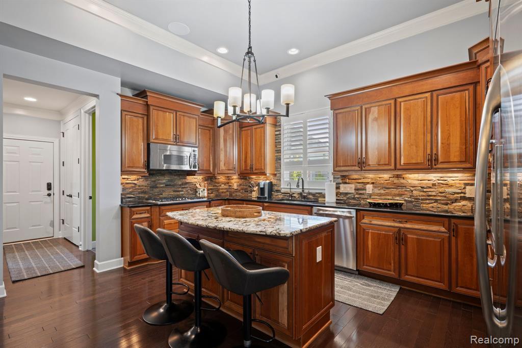4128 BINGHAMPTON Court, Clarkston, MI 48348 — Photo 24