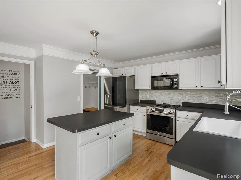 54148 Audubon Drive, Macomb, MI 48042 — Photo 10