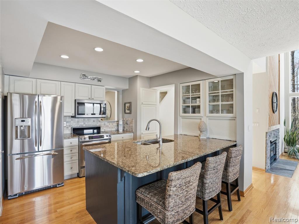 4965 Grover Drive, Brighton, MI 48116 — Photo 12