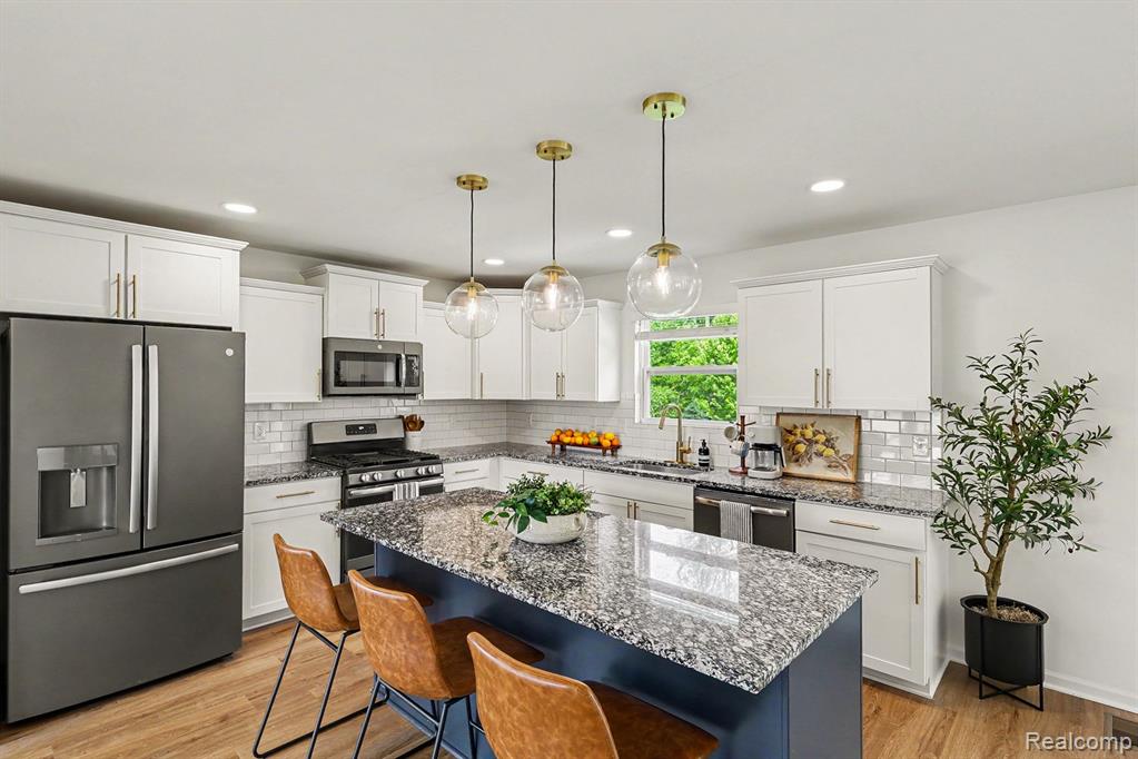 1288 Weatherstone Lane, Howell, MI 48843 — Photo 2