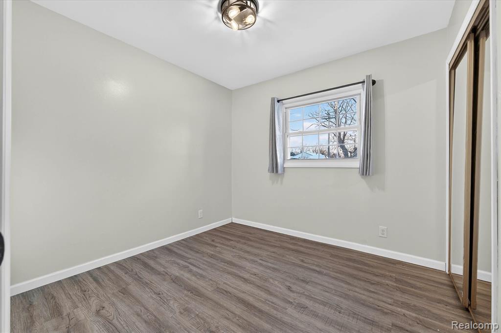 21325 Drexel Street, Clinton Twp, MI 48036 — Photo 15