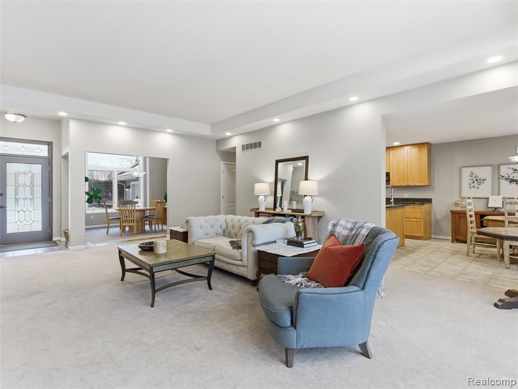 1393 Eden Gardens Drive, Fenton, MI 48430 — Photo 10