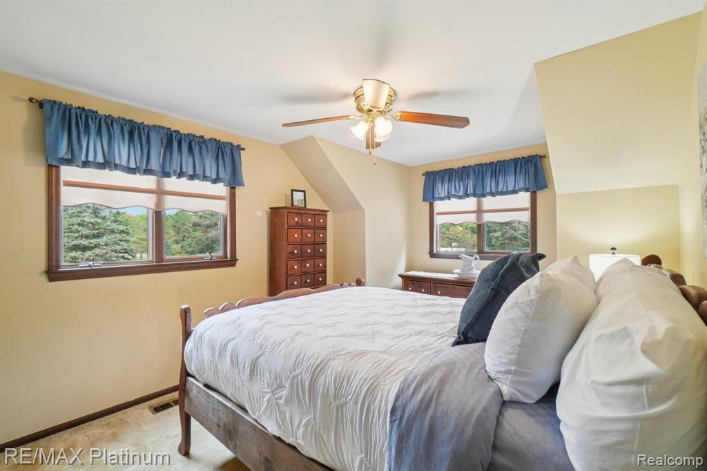 2581 Pepper Court, Hartland, MI 48353 — Photo 19