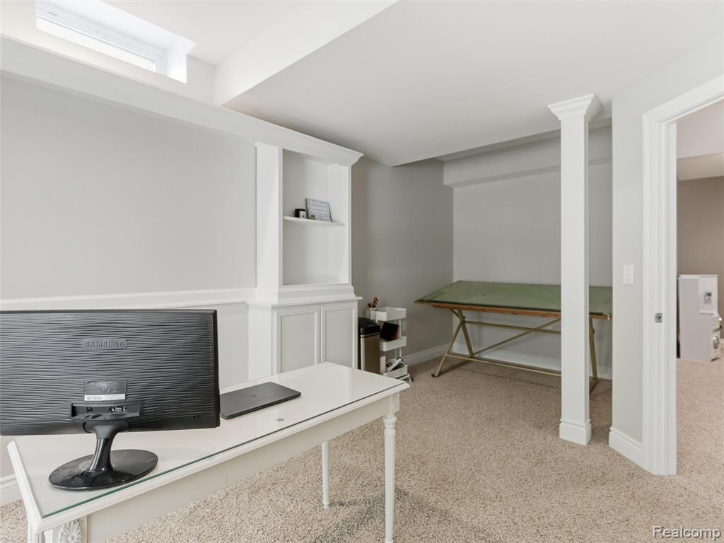 5454 Creekmonte Drive, Rochester, MI 48306 — Photo 51