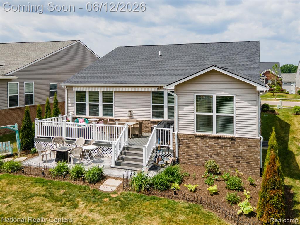 1233 Lark St, Lake Orion, MI — Photo 29