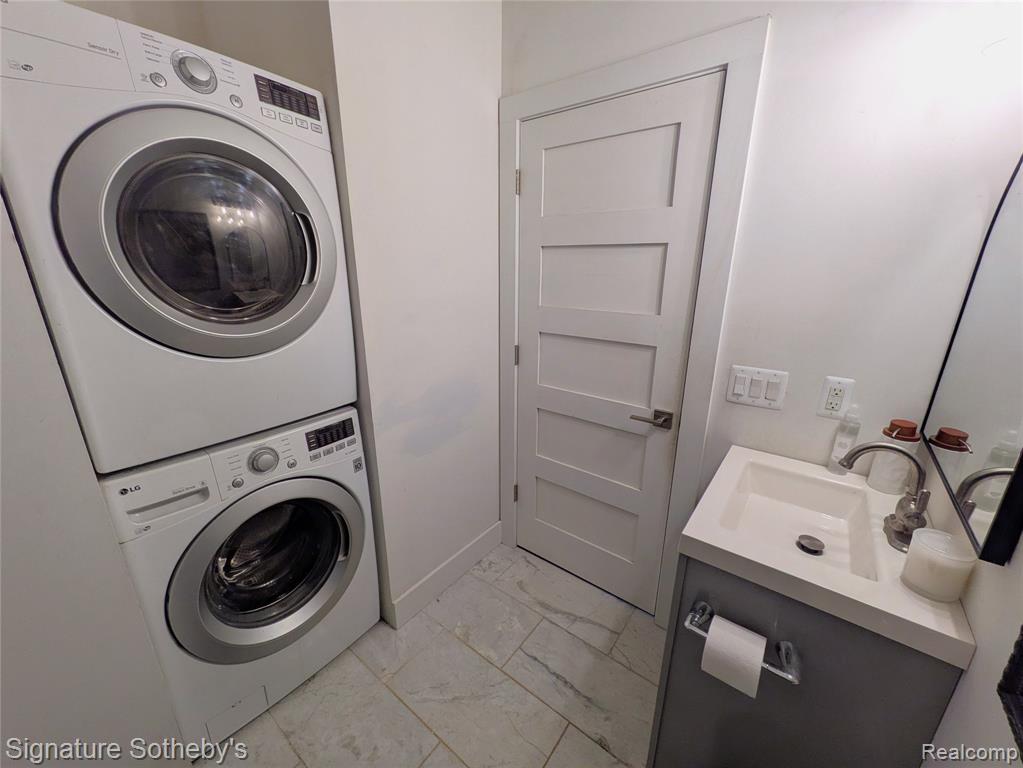 2059 Columbia Road, Berkley, MI 48072 — Photo 13