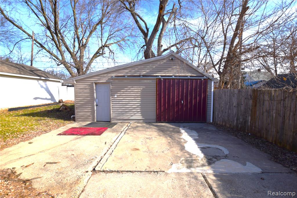 4133 Custer Avenue, Flint, MI 48507 — Photo 12