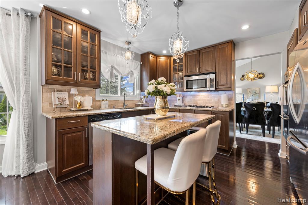 1051 Wellington Court, Canton, MI 48187 — Photo 20