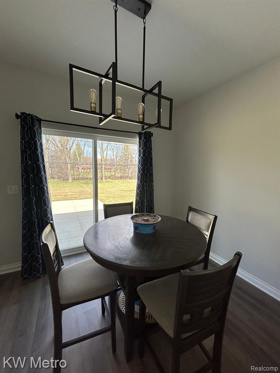 2323 E MAPLE Road, Troy, MI 48083 — Photo 7
