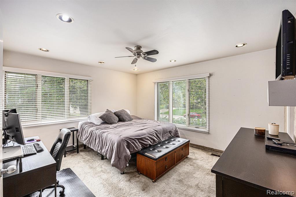 5722 Perrytown Drive, West Bloomfield, MI — Photo 15
