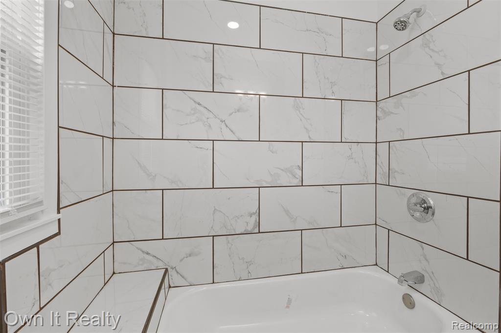 5511 Ivanhoe Street, Detroit, MI 48204 — Photo 9