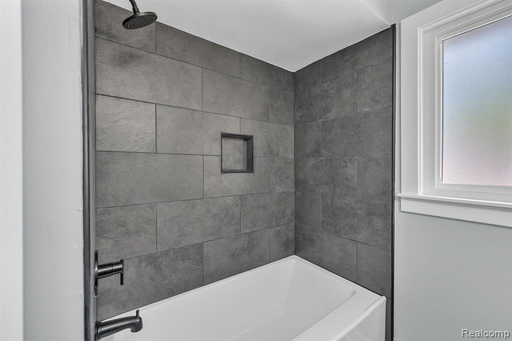 9312 Appleton, Redford, MI 48239 — Photo 15