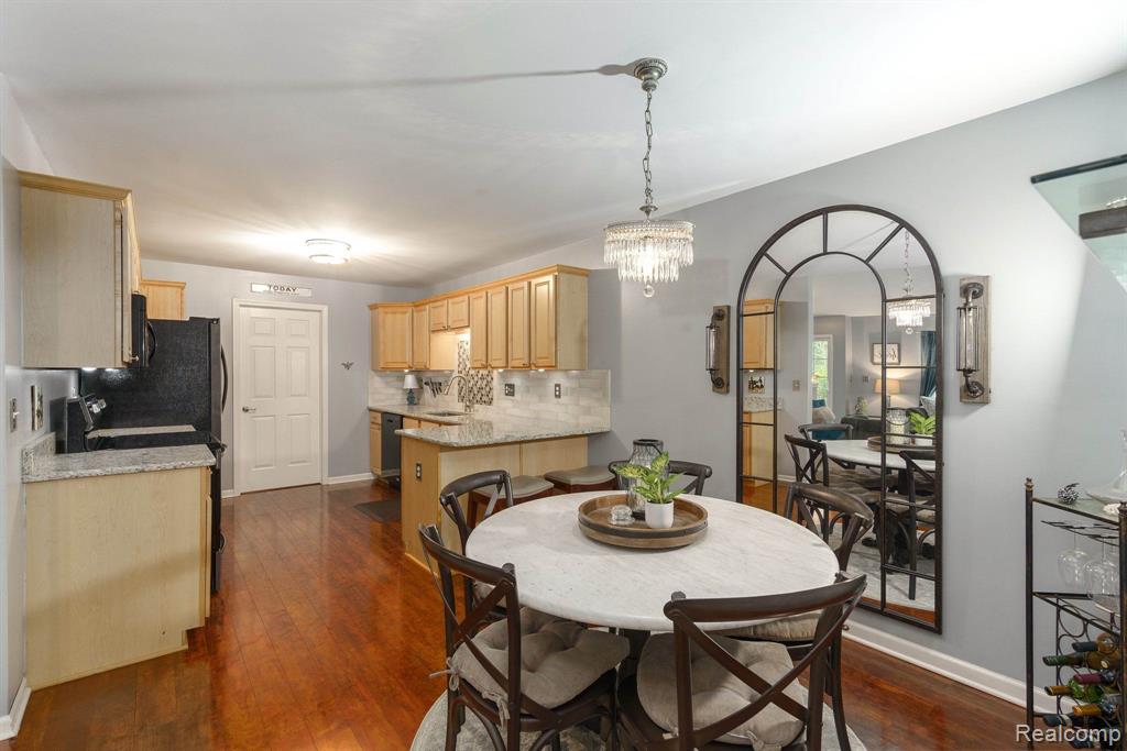 1324 DUFREE Boulevard, Howell, MI 48843 — Photo 11
