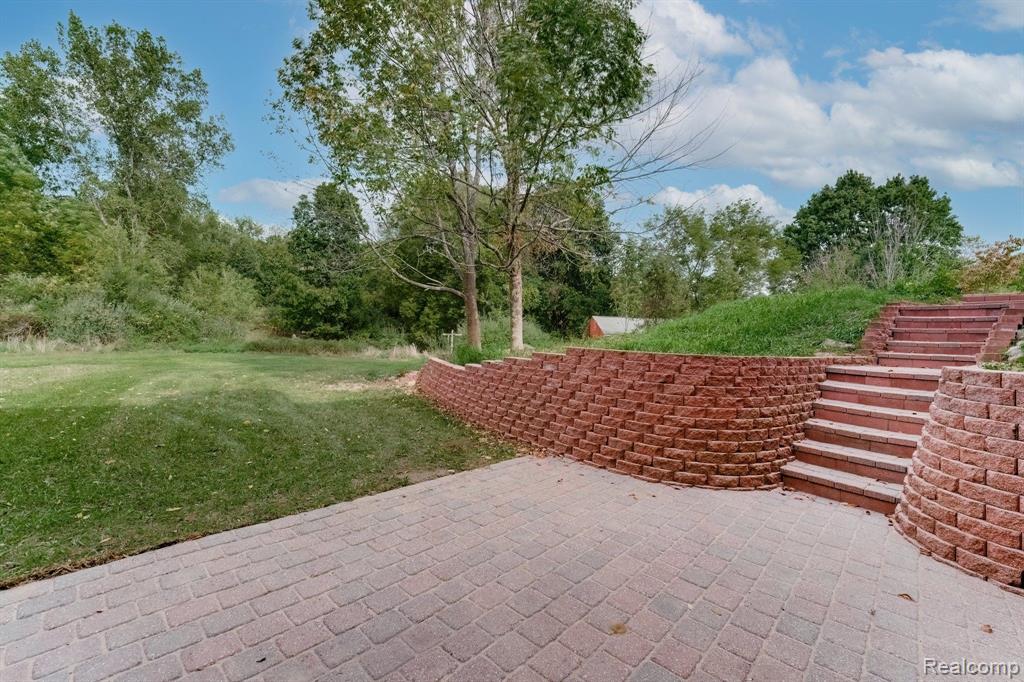 4216 Meadow Pond Lane, Metamora, MI 48455 — Photo 11