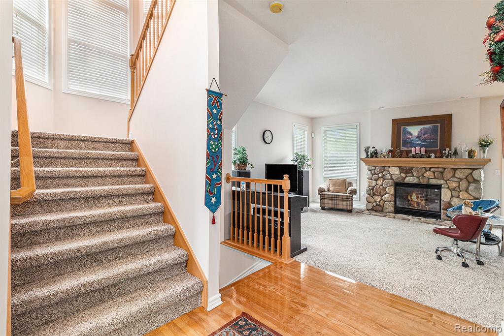 552 Turn Bull Street, Lapeer, MI 48446 — Photo 6