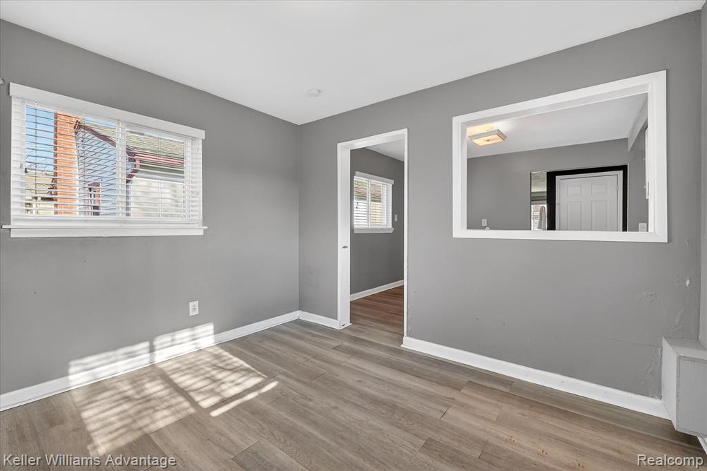 5710 Detroit Street, Dearborn Heights, MI 48125 — Photo 17