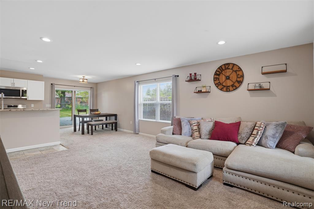 6070 Hackett, Waterford, MI 48327 — Photo 5