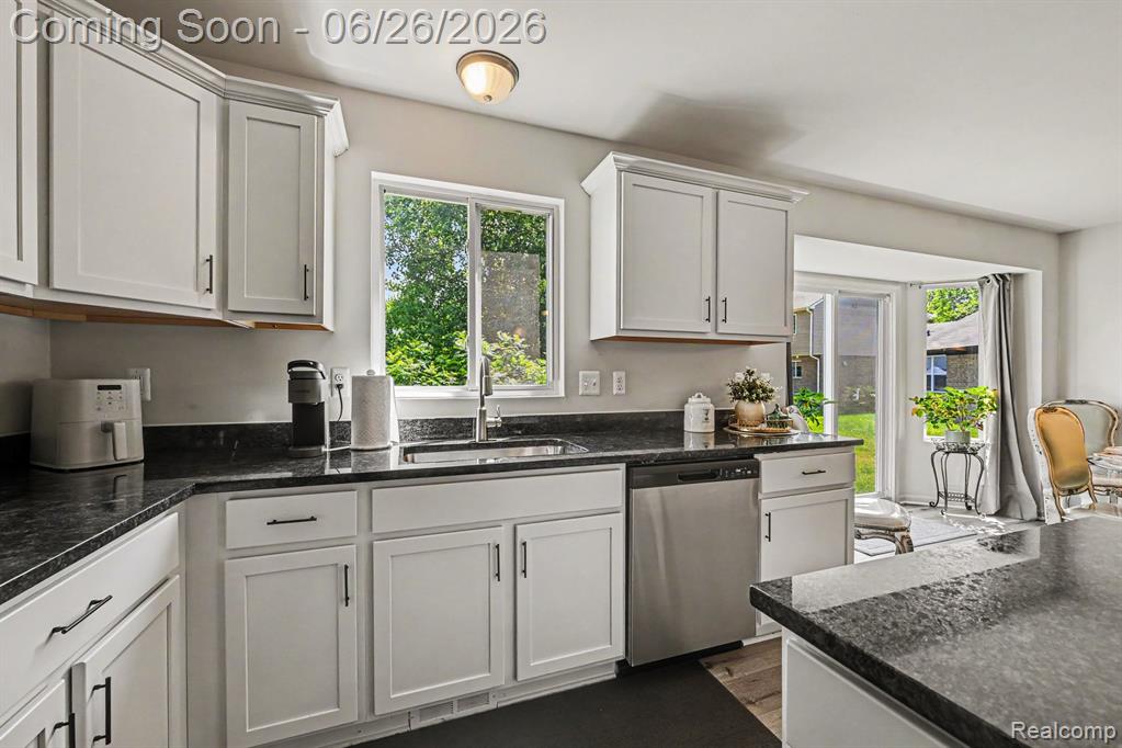 1585 Weeping Willow Court, Ypsilanti, MI 48198 — Photo 23