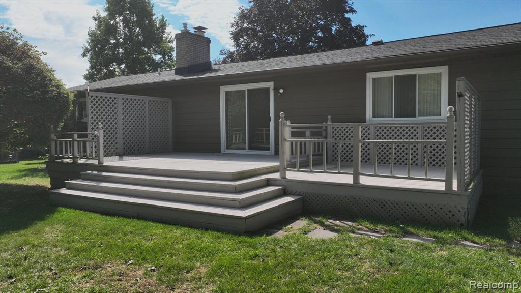 5204 Applewood Drive, Flushing, MI 48433 — Photo 16