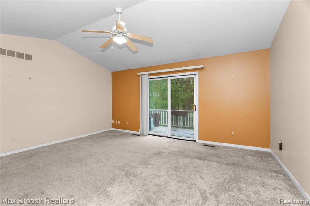 5199 Shenandoah Court, West Bloomfield, MI 48323 — Photo 20