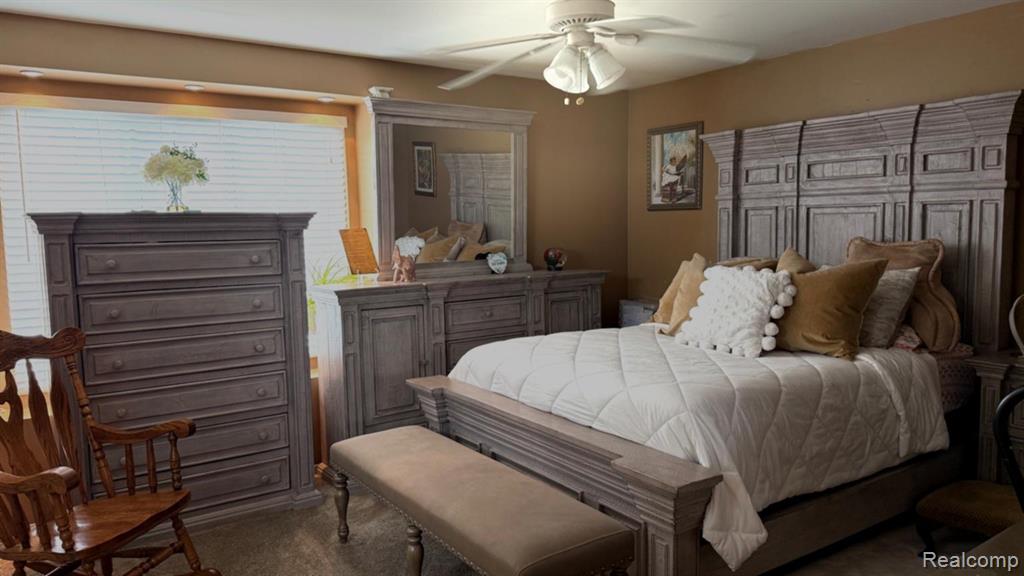 738 W Margaret Lane, Pontiac, MI 48341 — Photo 13