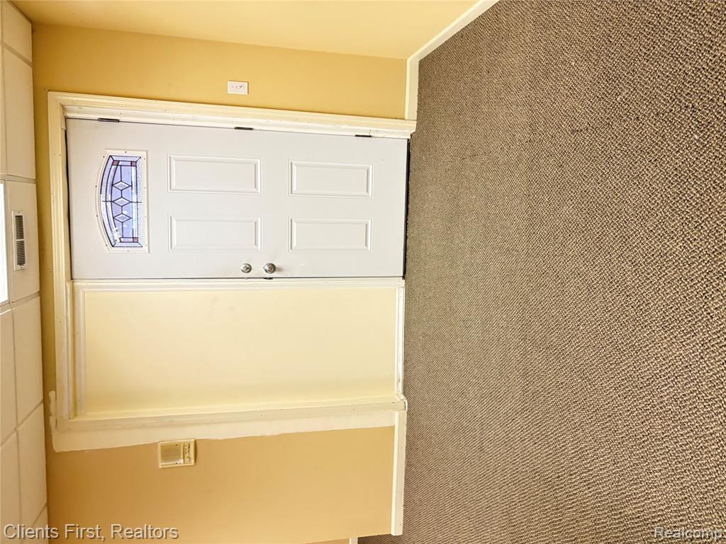 5965 Rolling Ridge Drive, Trenton, MI 48183 — Photo 26