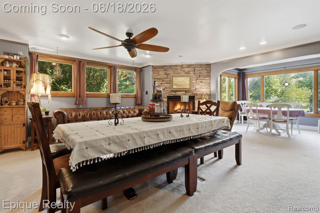 21085 Metroview Road, Farmington, MI 48335 — Photo 17