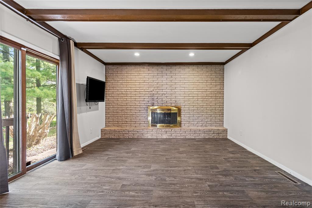4064 Sheraton Drive, Flint, MI 48532 — Photo 18