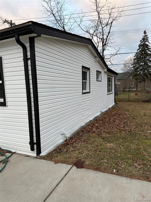 27284 Bunert Road, Warren, MI 48088 — Photo 20