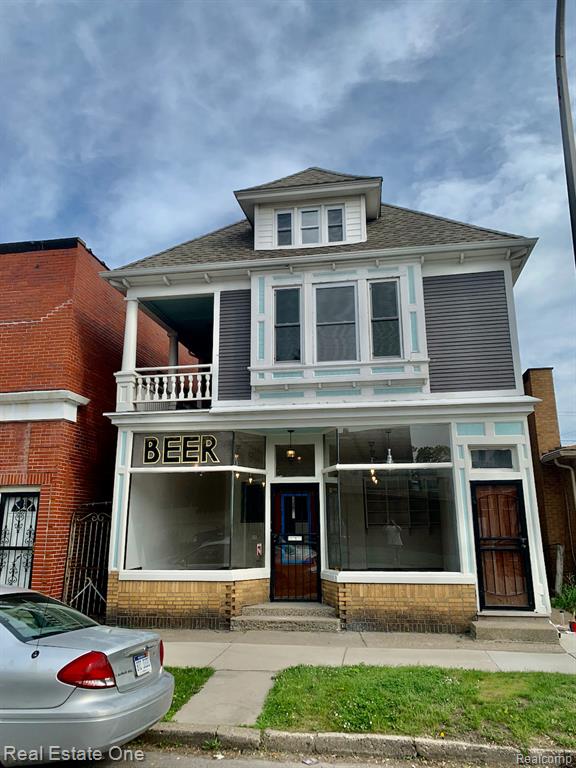 2454 Florian Street, Hamtramck, MI 48212