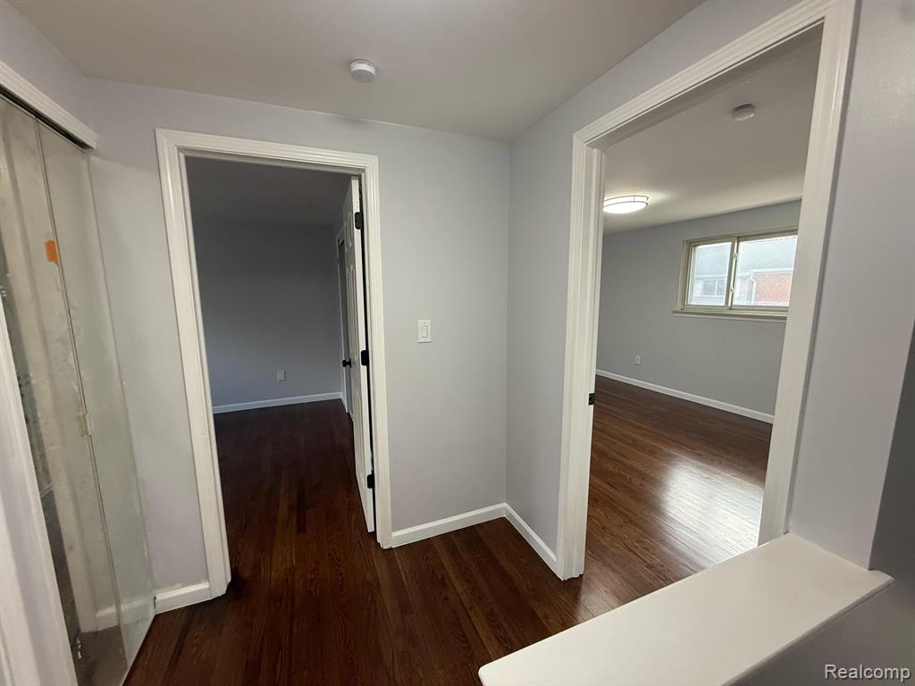 8281 BRISTOL Street, Westland, MI — Photo 12