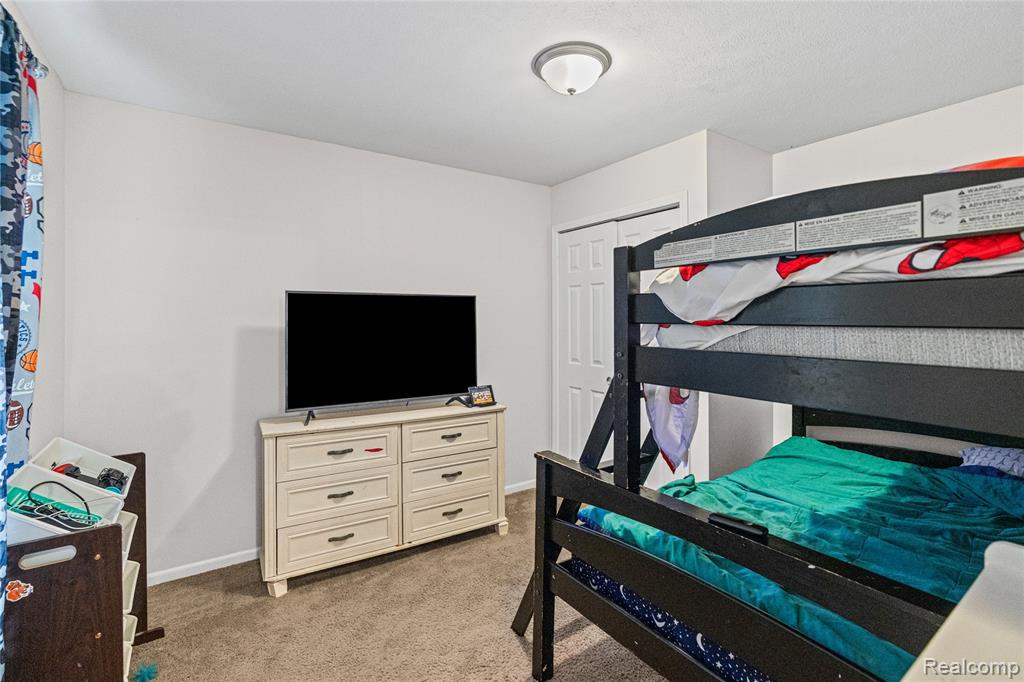 470 E Wood Street, Flint, MI 48503 — Photo 28