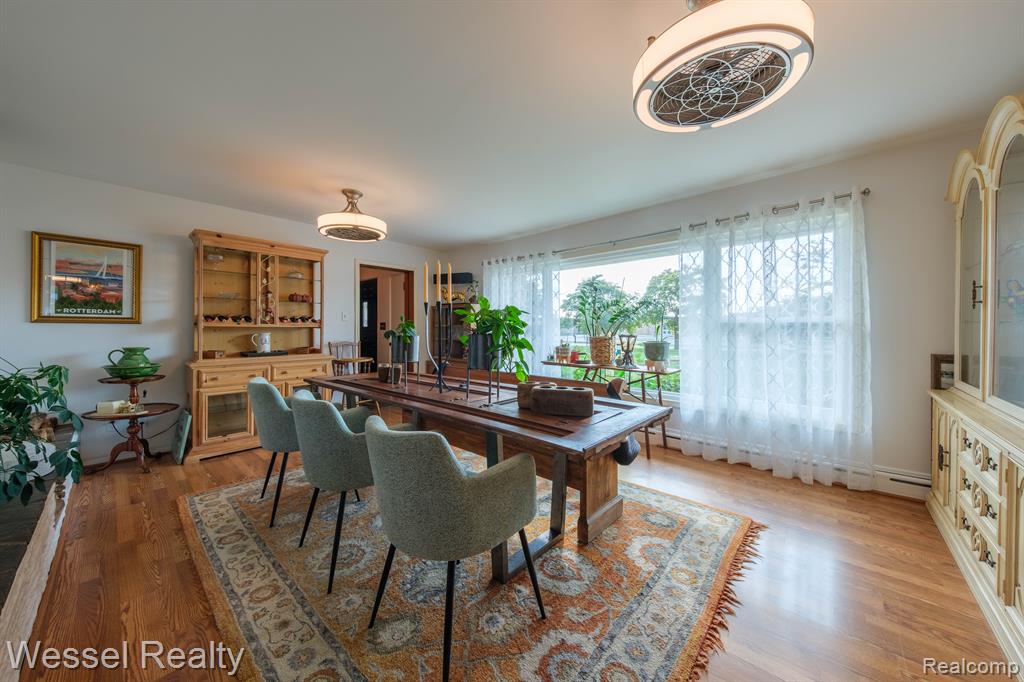 530 N GLASSFORD Street, Capac, MI 48014 — Photo 8