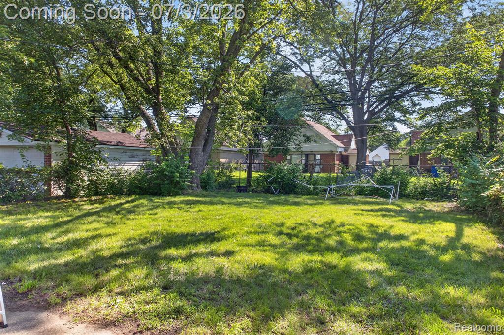 21326 Ithaca Avenue, Ferndale, MI 48220 — Photo 25