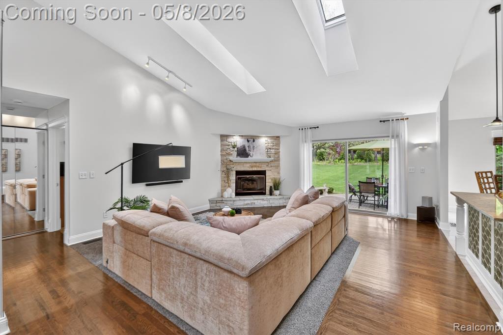 4455 Driftwood Drive, Commerce Twp, MI 48382 — Photo 7