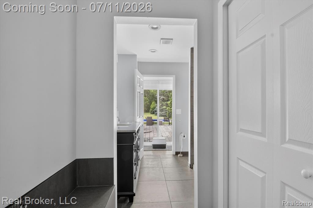 245 Bates Lane, Monroe, MI 48162 — Photo 17