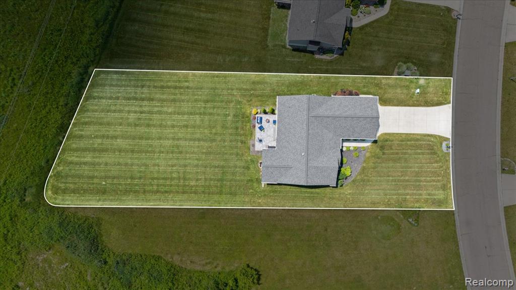 5606 Chatham Lane, Grand Blanc, MI 48439 — Photo 51