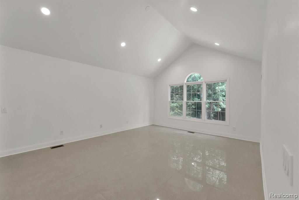 47974 Deer Trail Drive, Canton, MI 48187 — Photo 56