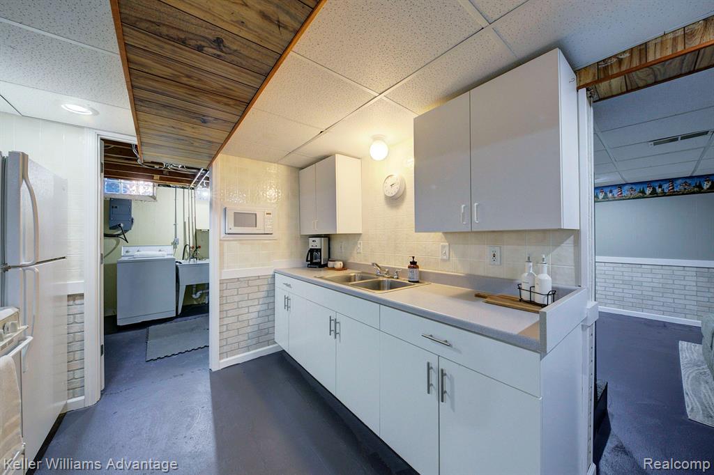 6249 DEERING Street, Garden City, MI — Photo 42