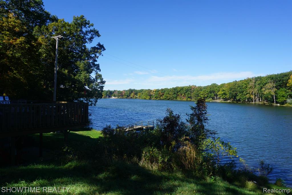 6739 BIG TRAIL Road, Holly, MI 48442 — Photo 41