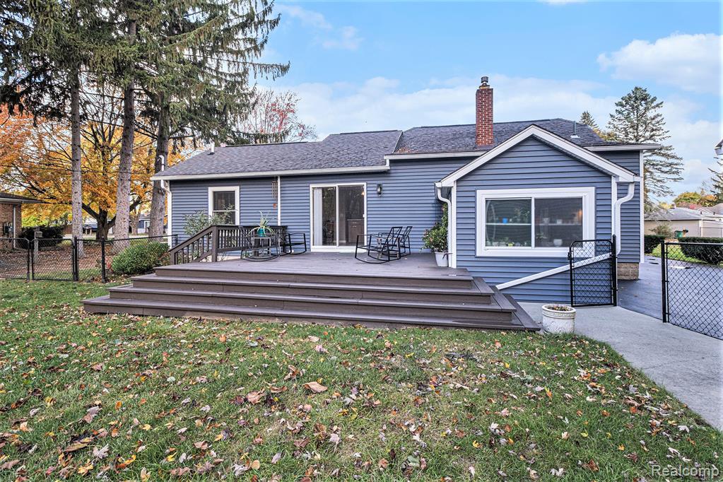 6391 Rowley Boulevard, Waterford, MI 48329 — Photo 20
