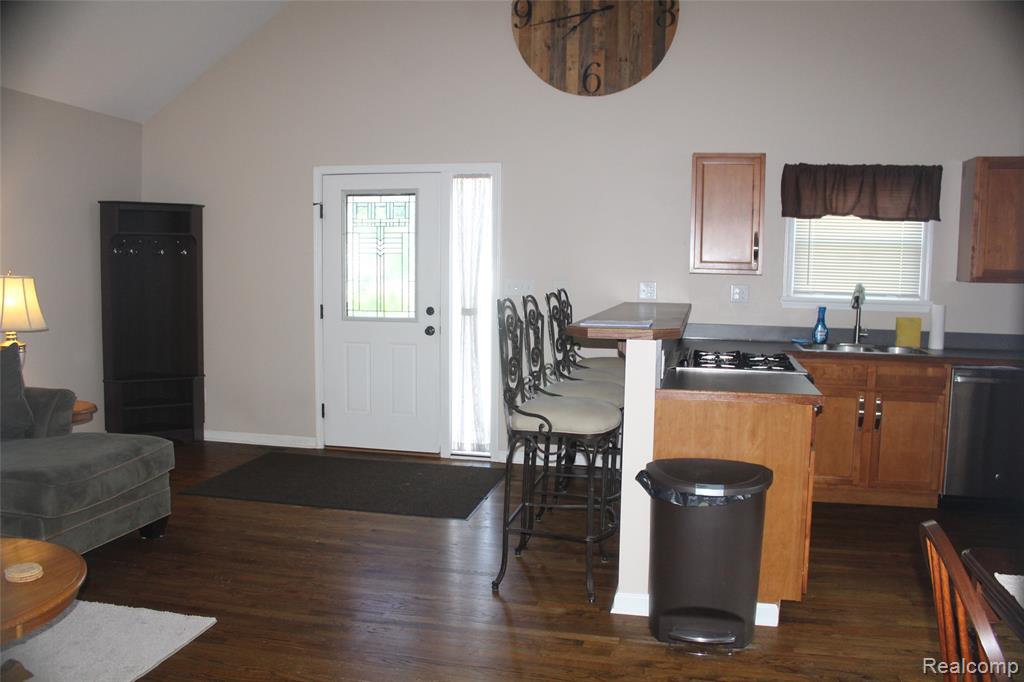 5735 Lake Grove Drive, White Lake, MI 48383 — Photo 18