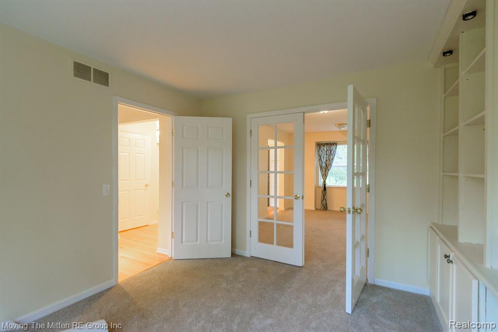 9084 W WALDEN Drive, Van Buren, MI 48111 — Photo 20