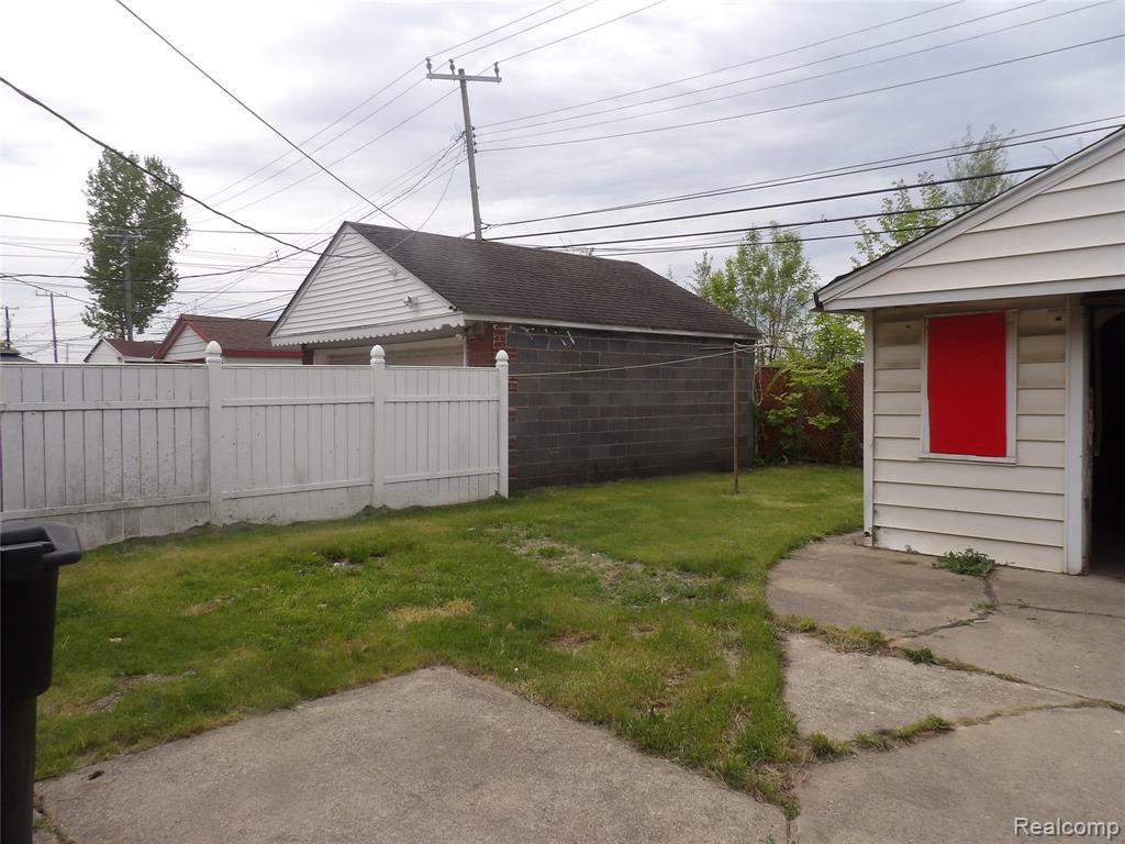 8235 Prest Street, Detroit, MI 48228 — Photo 9