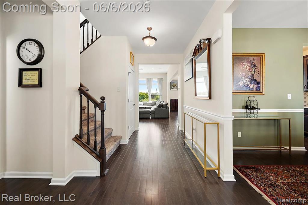 19926 E Breton Court, Chelsea, MI 48118 — Photo 4