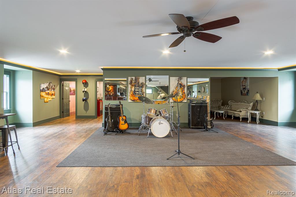 2716 LAKE GEORGE Road, Leonard, MI 48367 — Photo 93